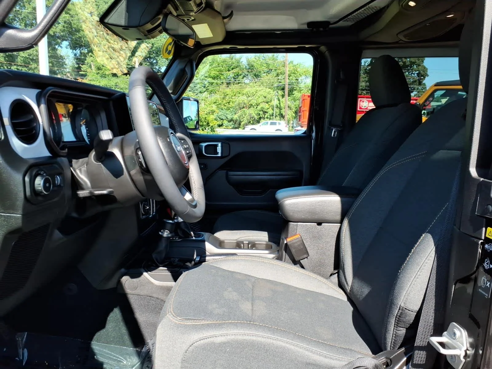 Certified Used 2025 Black Clearcoat Jeep Sport S image 15
