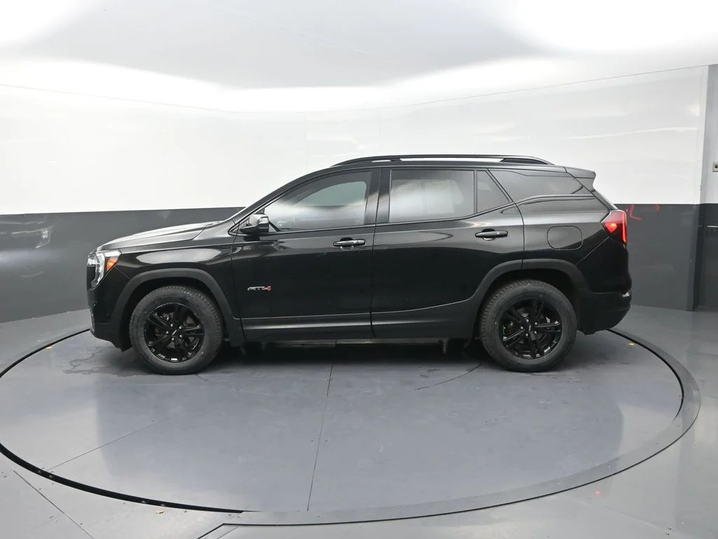 Used 2022 Black GMC AT4 image 6