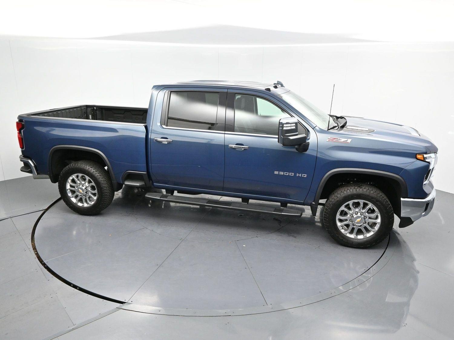 2025 Chevrolet Silverado 2500HD LTZ - Photo 38
