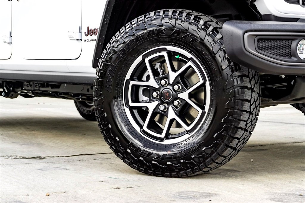 2025 Jeep Gladiator Rubicon photo 2