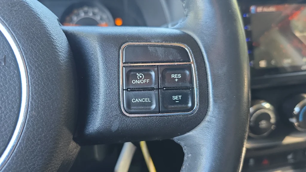 Used 2016 Gray Jeep Latitude image 35