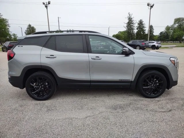 Used 2023 Sterling GMC SLE image 6