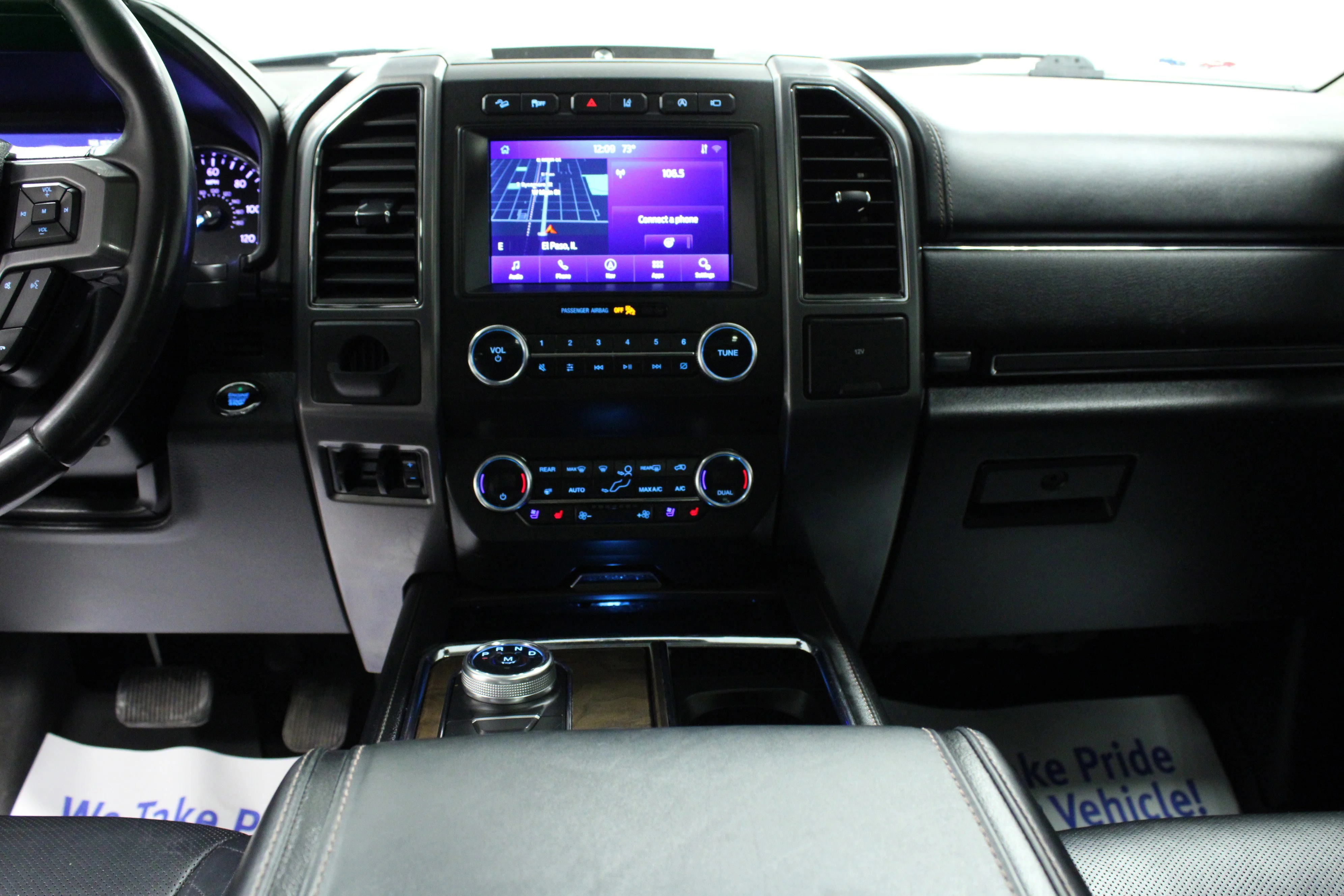 Used 2020 White Metallic Ford Platinum image 19