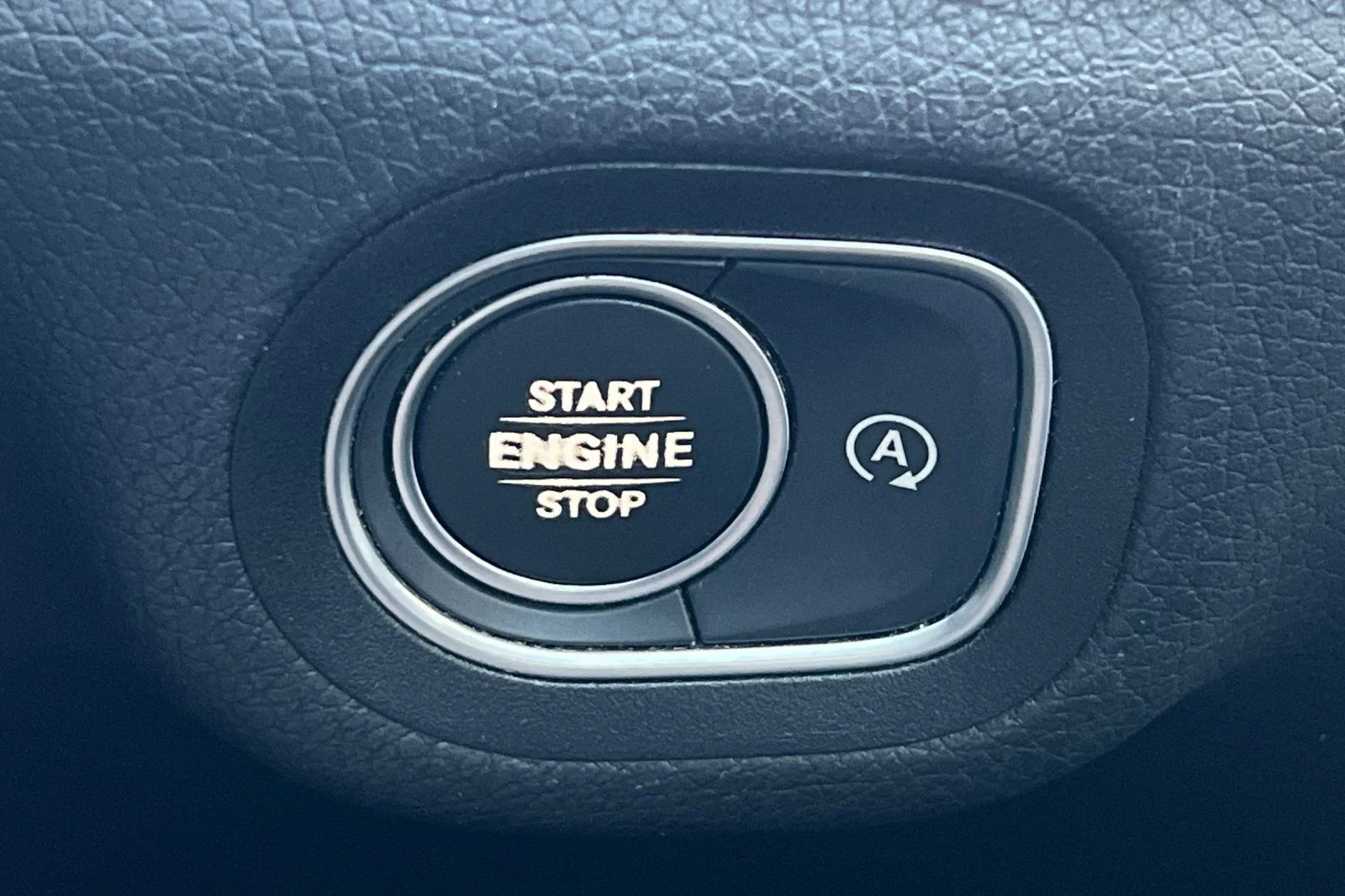 Used 2020 White Mercedes-Benz GLE 350 image 23