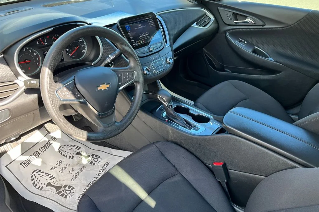 2024 Chevrolet Malibu 1LT - Photo 4