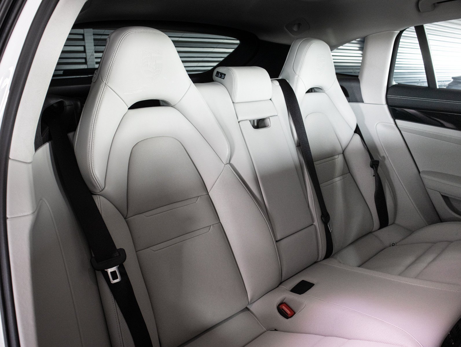 Certified Used 2023 White Porsche 4 image 6