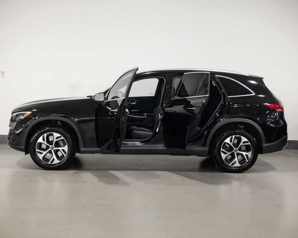 Certified Used 2025 Black Mercedes-Benz GLC 350e image 3