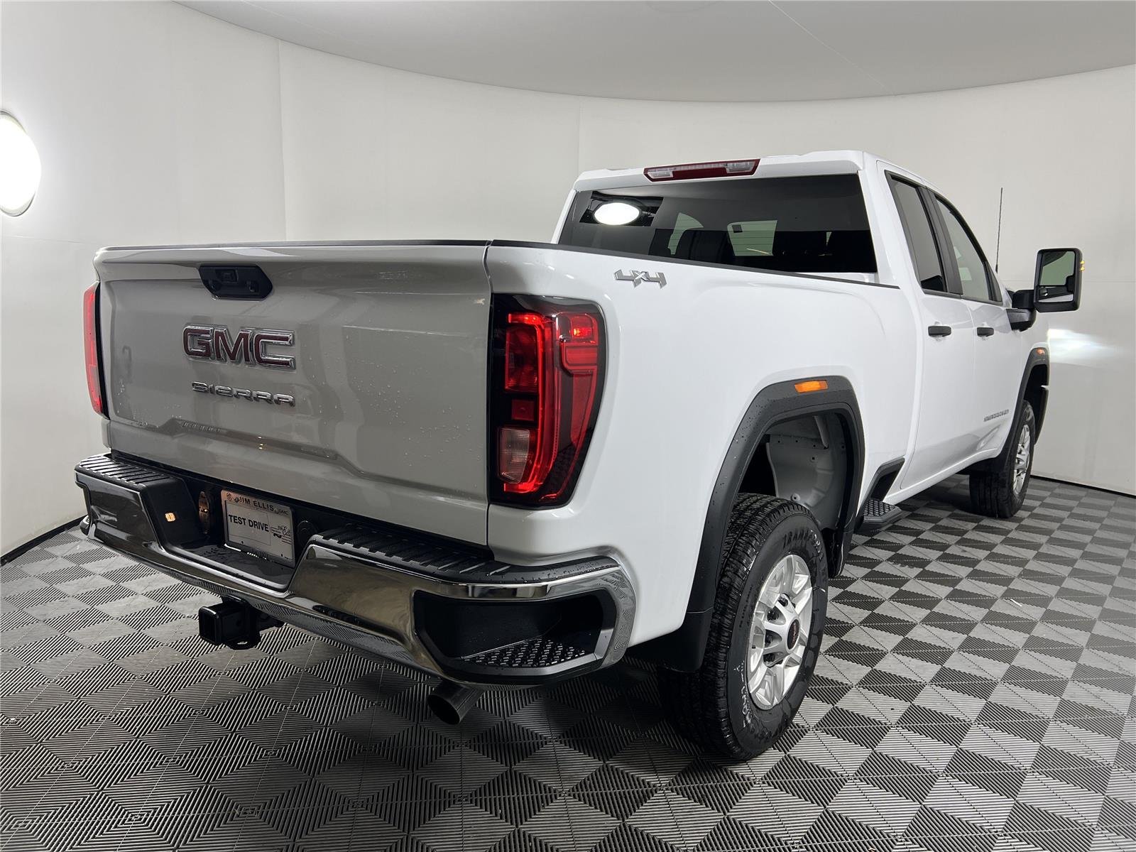 2026 GMC Sierra 2500HD Pro - Photo 6