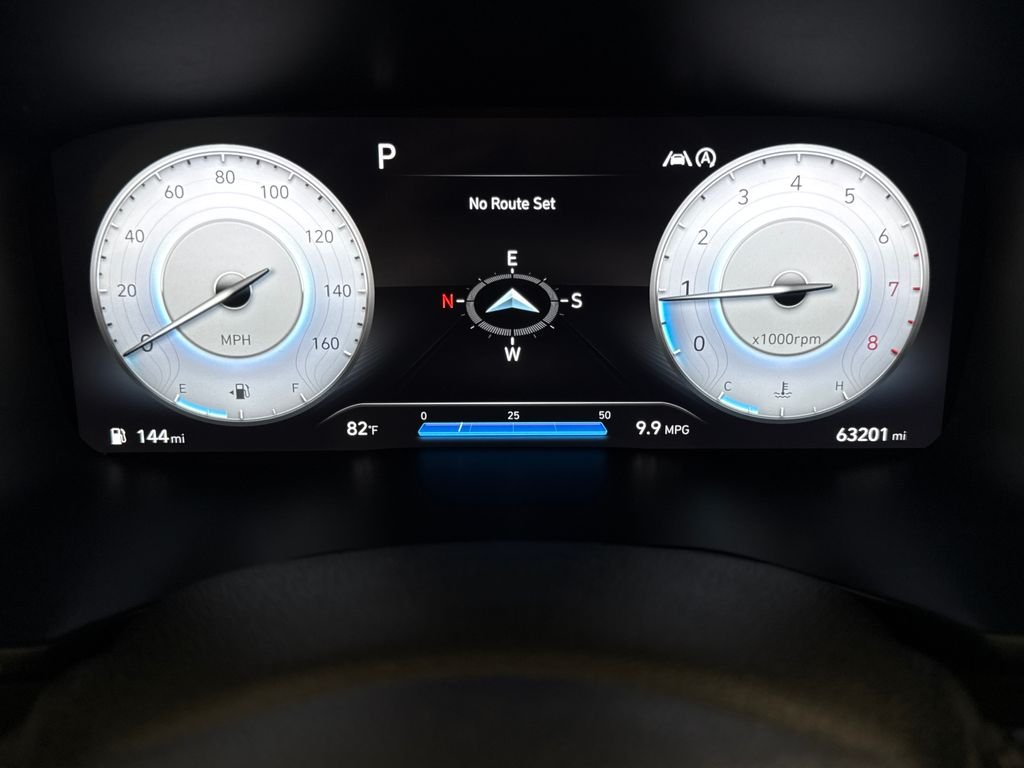 2022 Hyundai Santa Fe Limited - Photo 17