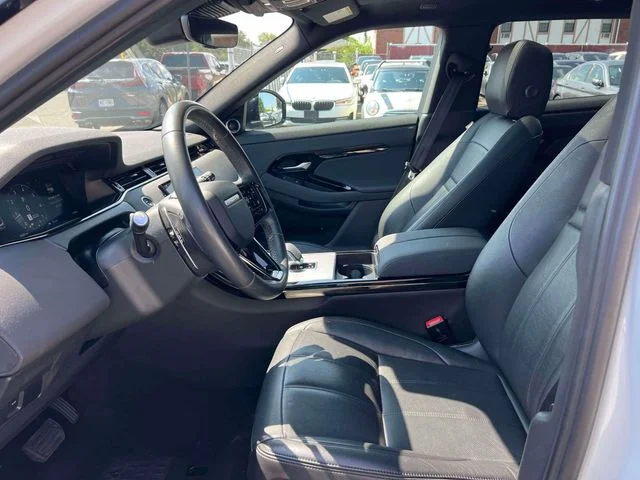 Used 2024 White Land Rover S image 21