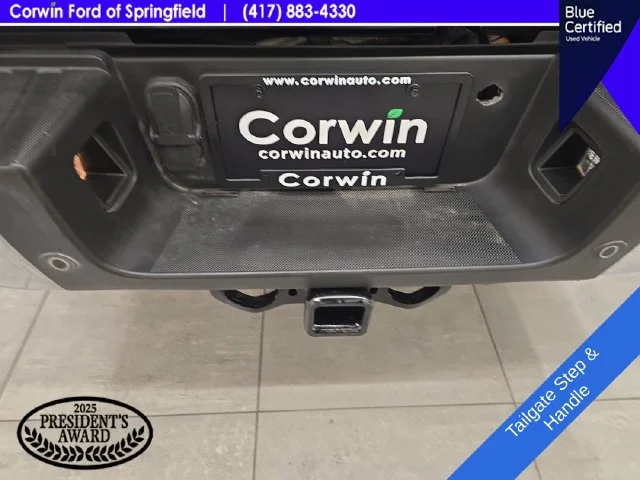 Used 2024 Blue Metallic Ford Lariat image 19