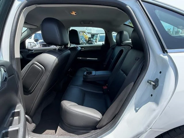 Used 2012 White Chevrolet LTZ image 10