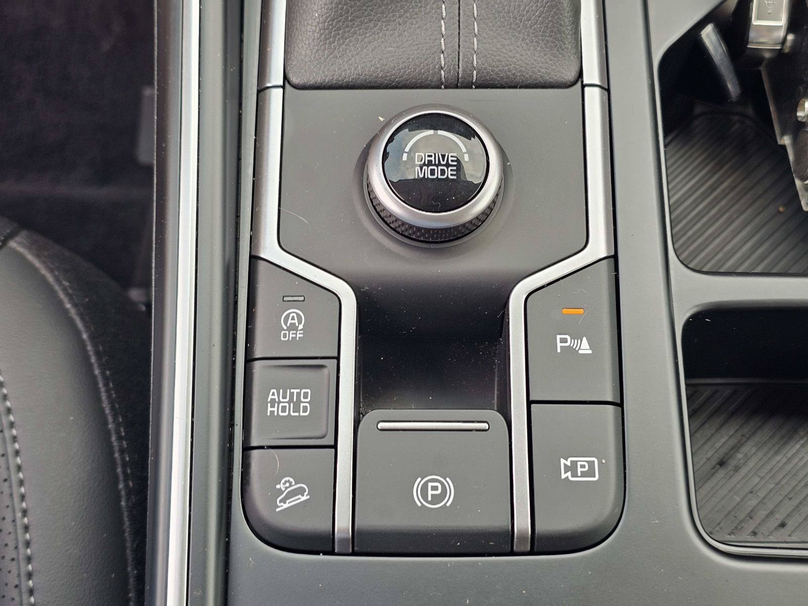 Used 2025 Dawning Red Kia S image 26