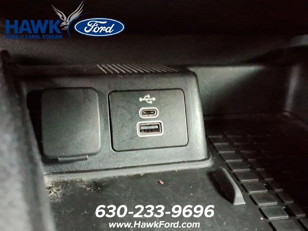 Used 2025 Gray Ford Outer Banks image 13