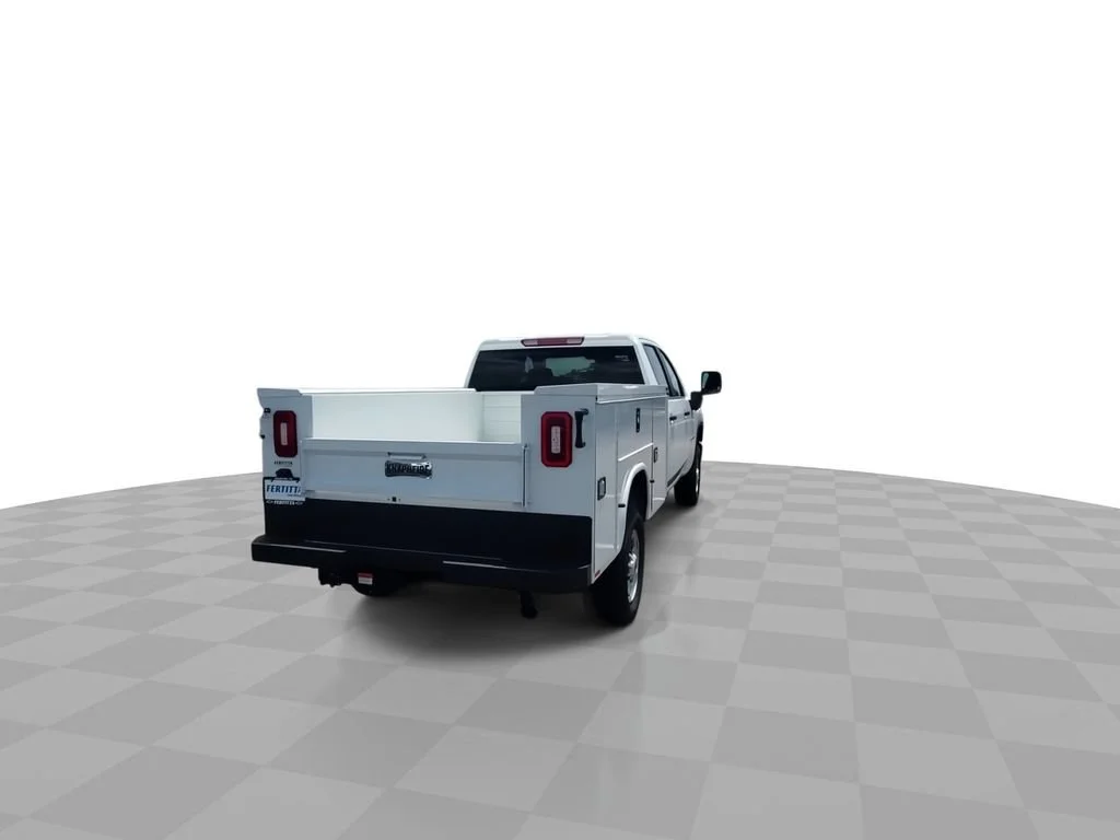 New 2026 Summit White Chevrolet WT image 8