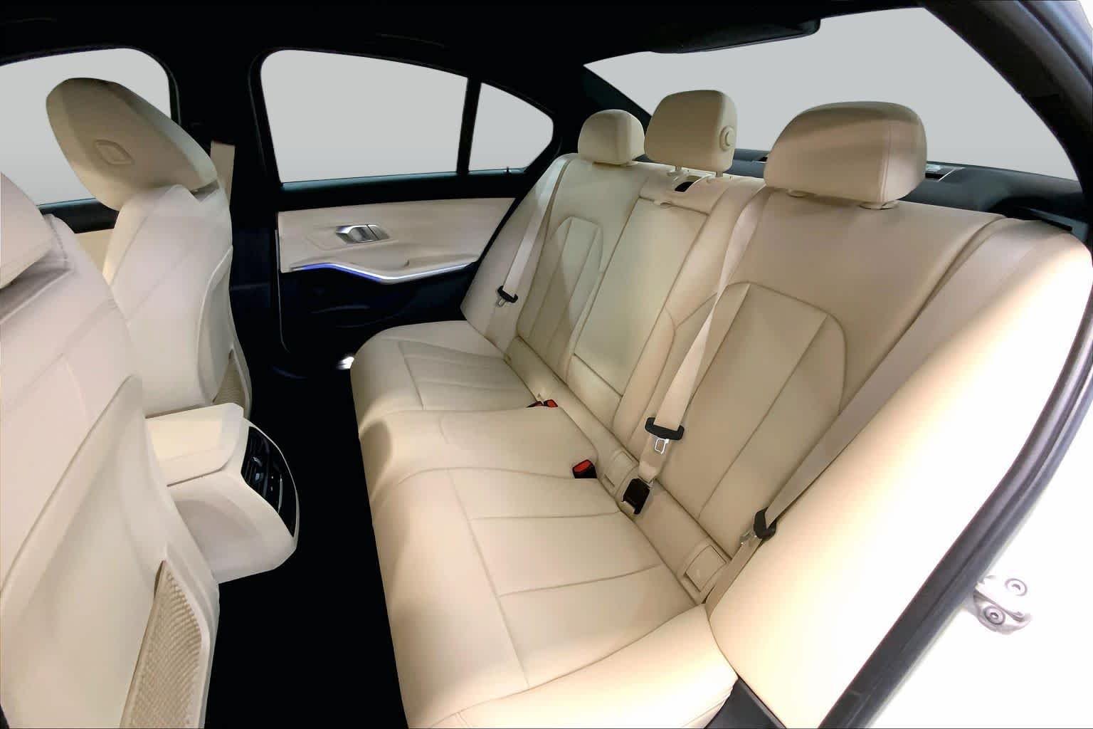 Used 2021 Alpine White BMW 330i xDrive image 20