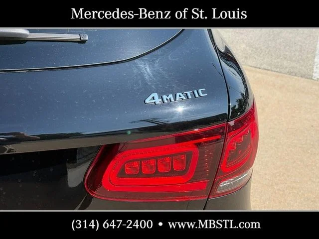 Used 2022 Black Mercedes-Benz GLC 300 image 11