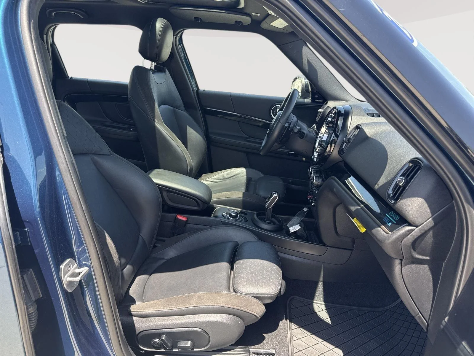 Used 2022 BLUE MINI Cooper S image 14