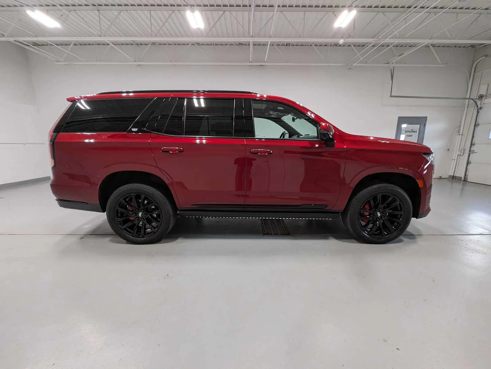 Used 2021 Infrared Tintcoat Cadillac Sport image 7
