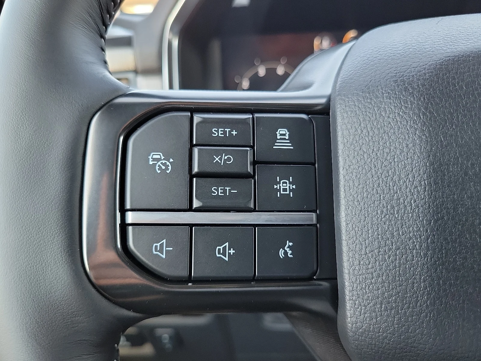New 2026 Agate Black Metallic Ford Platinum&reg; image 20