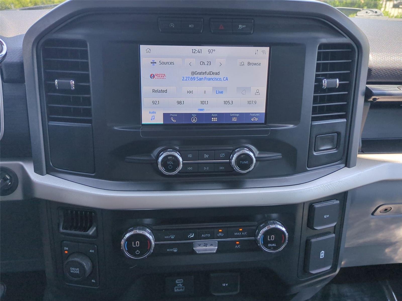 Used 2021 Antimatter Blue Ford XLT image 24