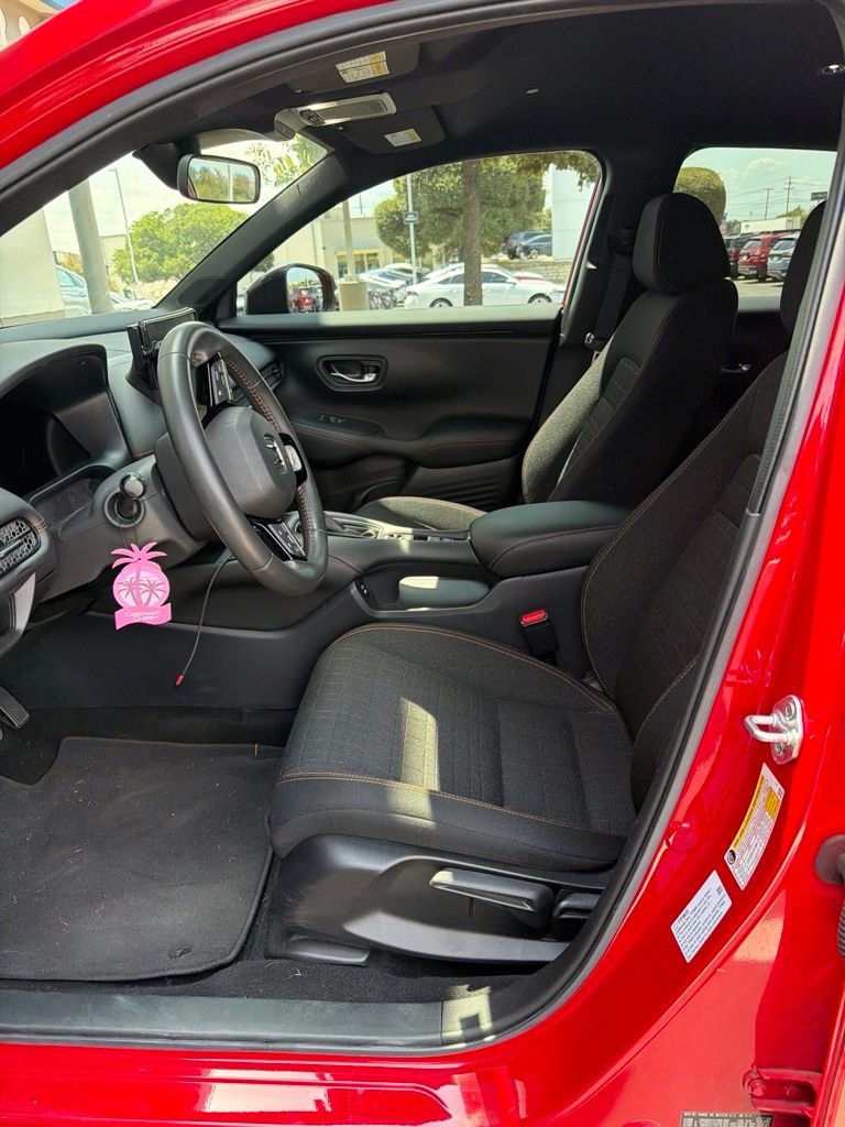 2024 Honda HR-V Sport - Photo 2