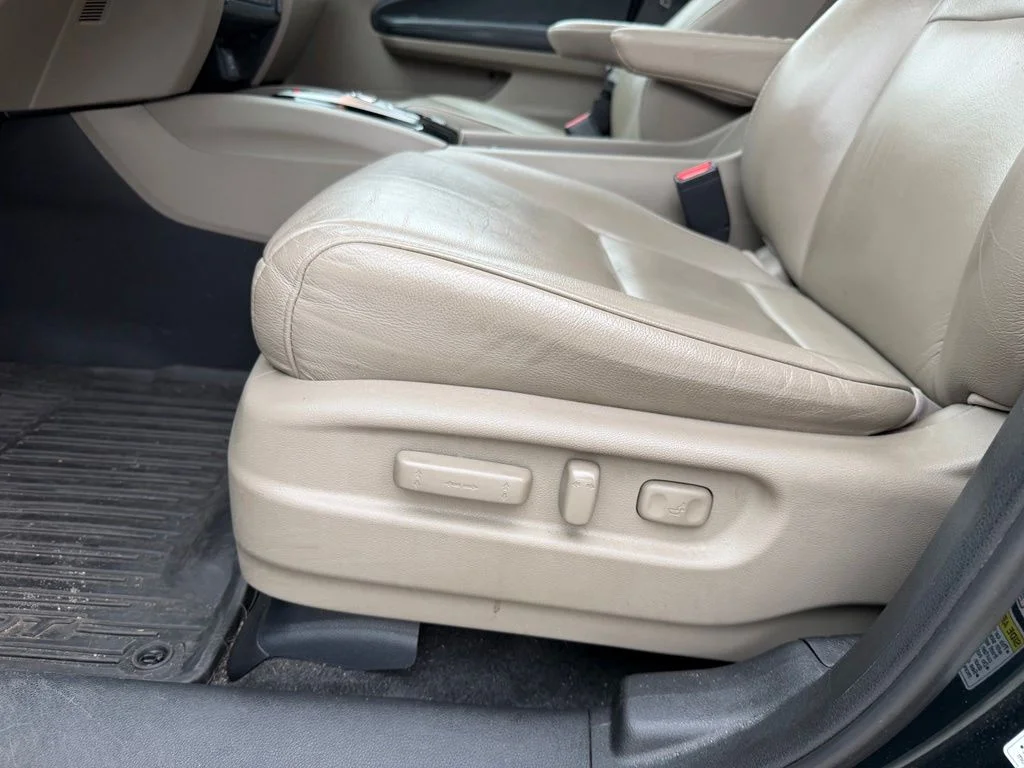 Used 2016 Green Honda Touring image 24