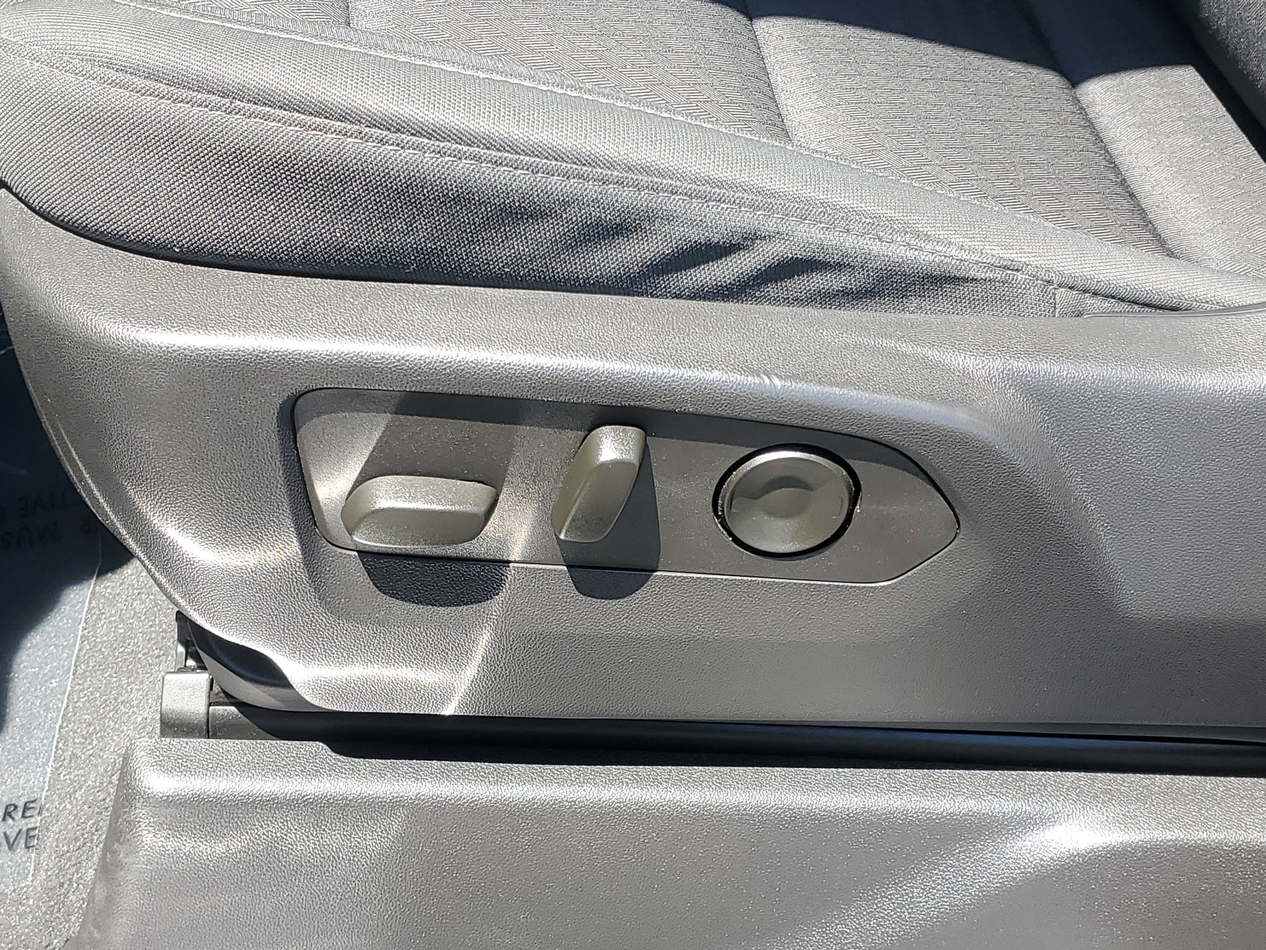 Used 2023 Deep Bronze Metallic GMC Elevation image 19