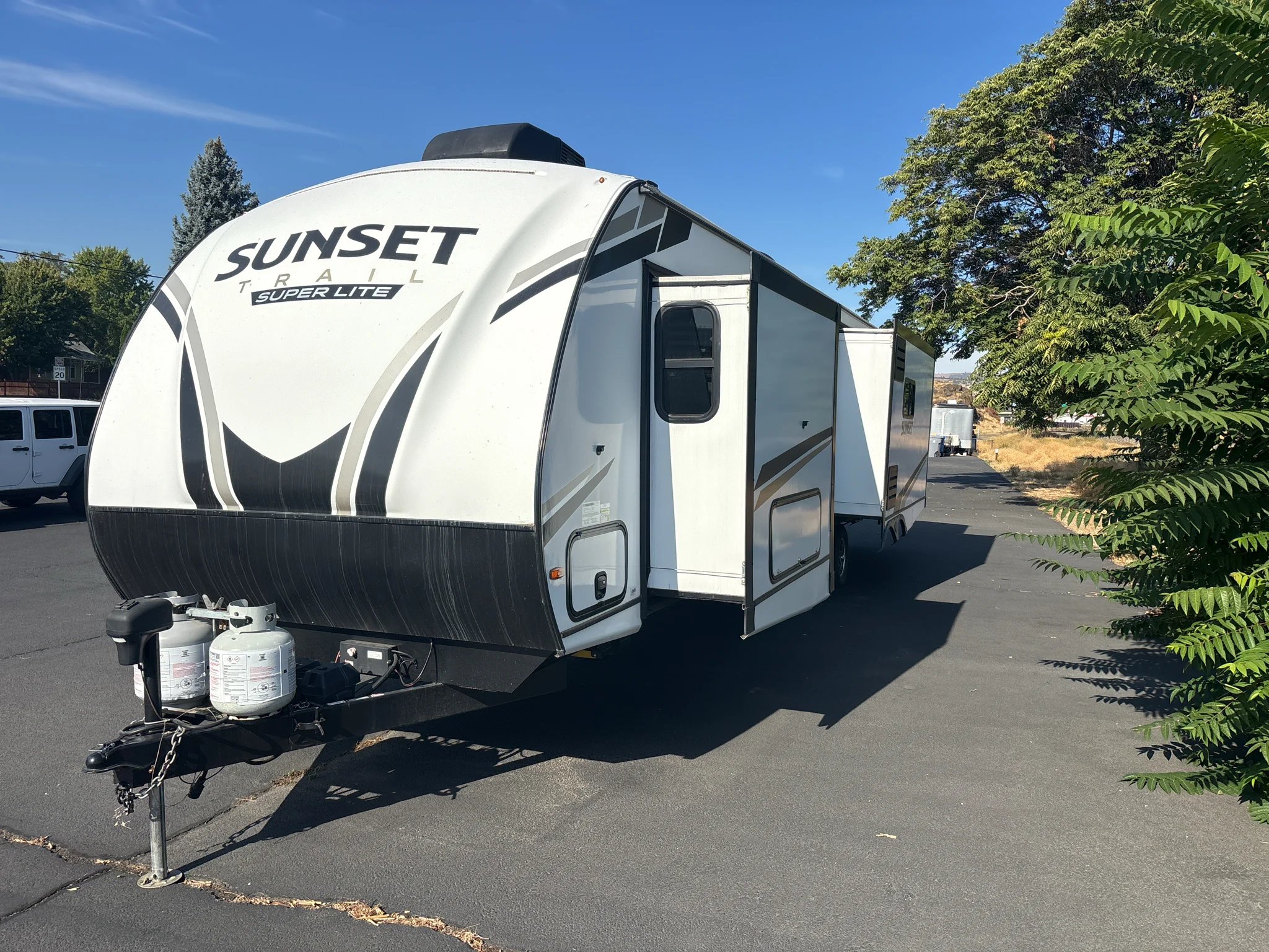 Used 2022  CROSSROADS SUNSET TRAIL SUPER LITE image 4