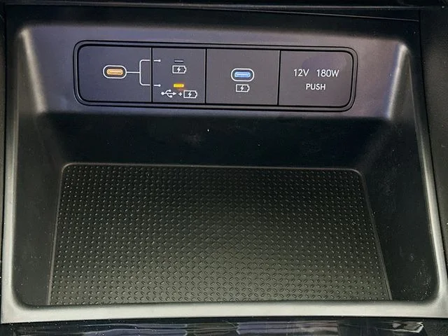 New 2026 Hyundai TUCSON SEL