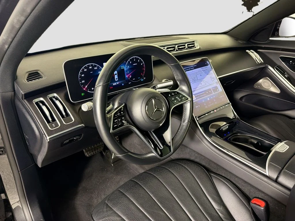 Used 2023 Gray Mercedes-Benz S 500 image 9