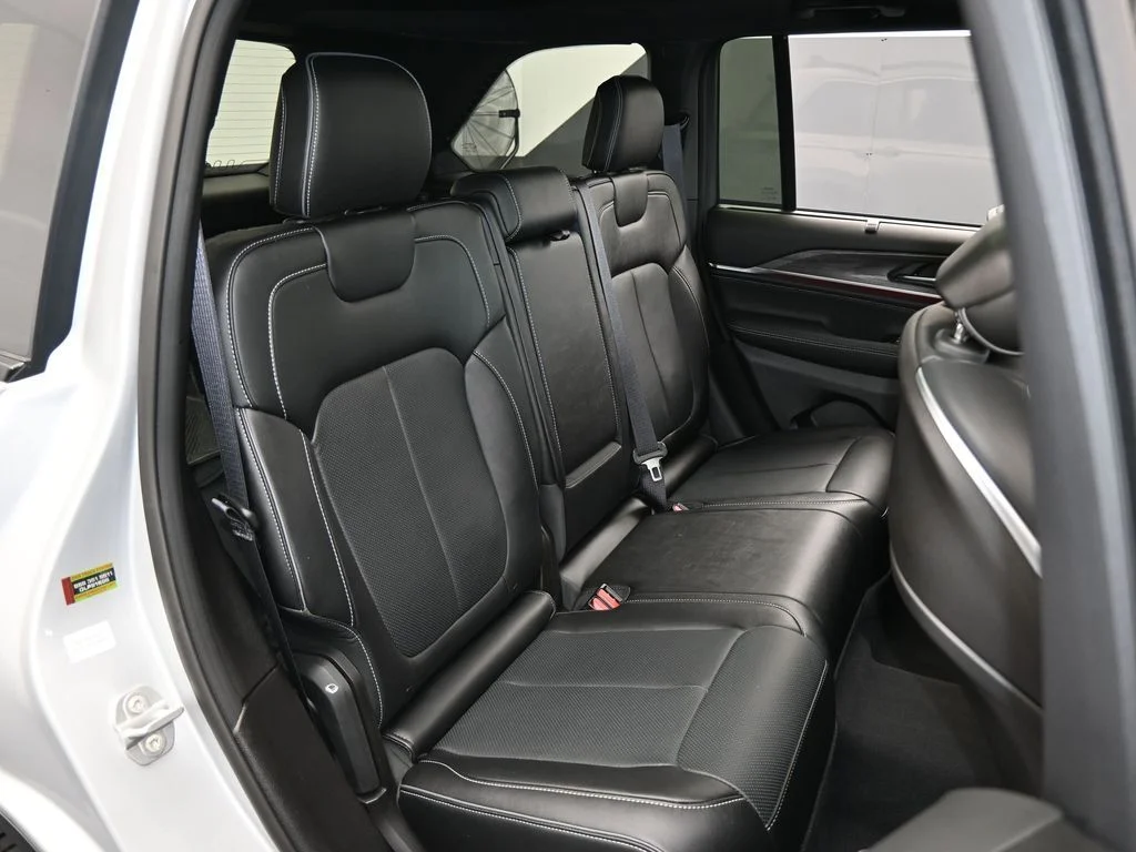 2024 Jeep Grand Cherokee Overland - Photo 50