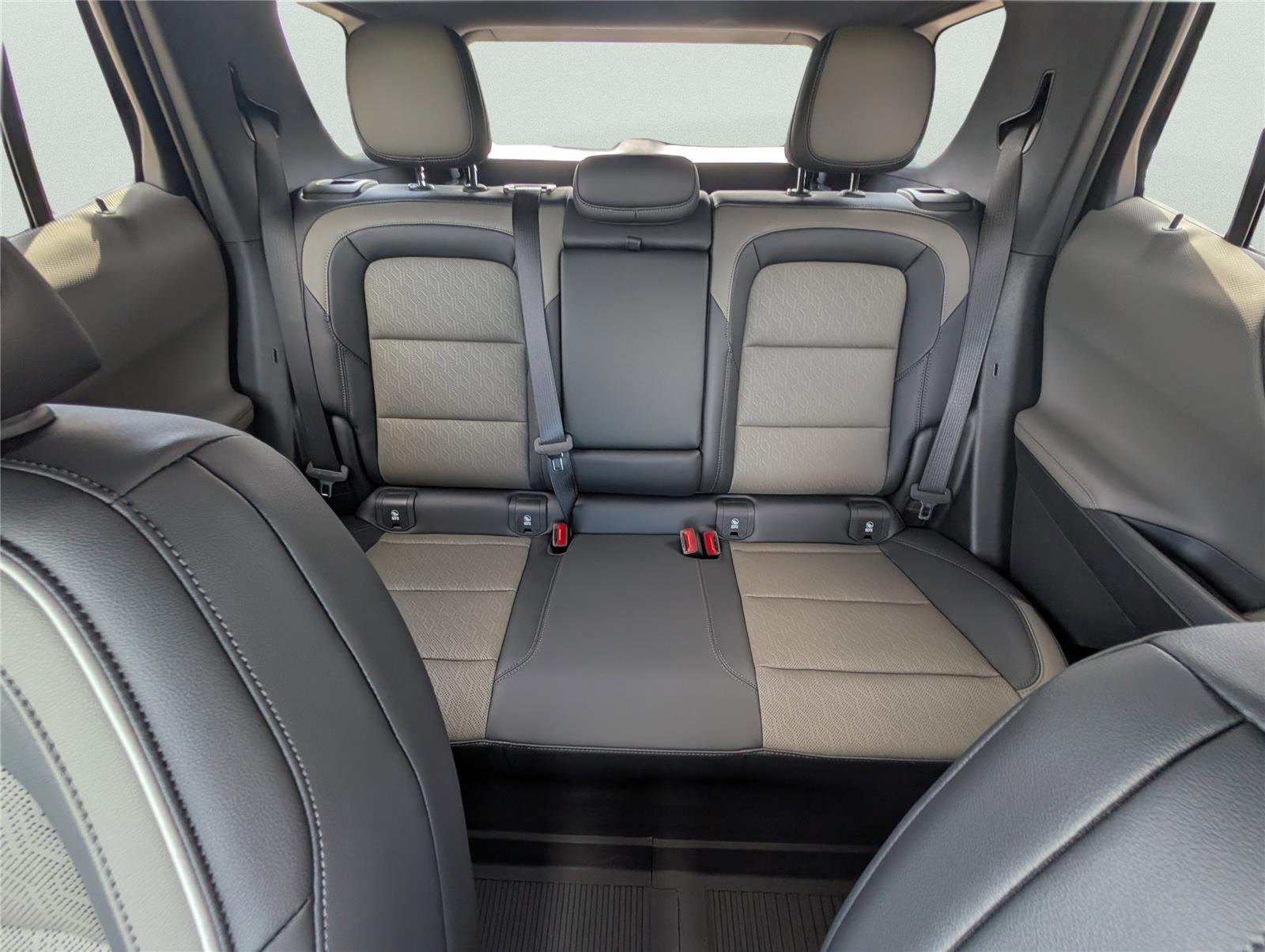 New 2026 Summit White Chevrolet LT image 10