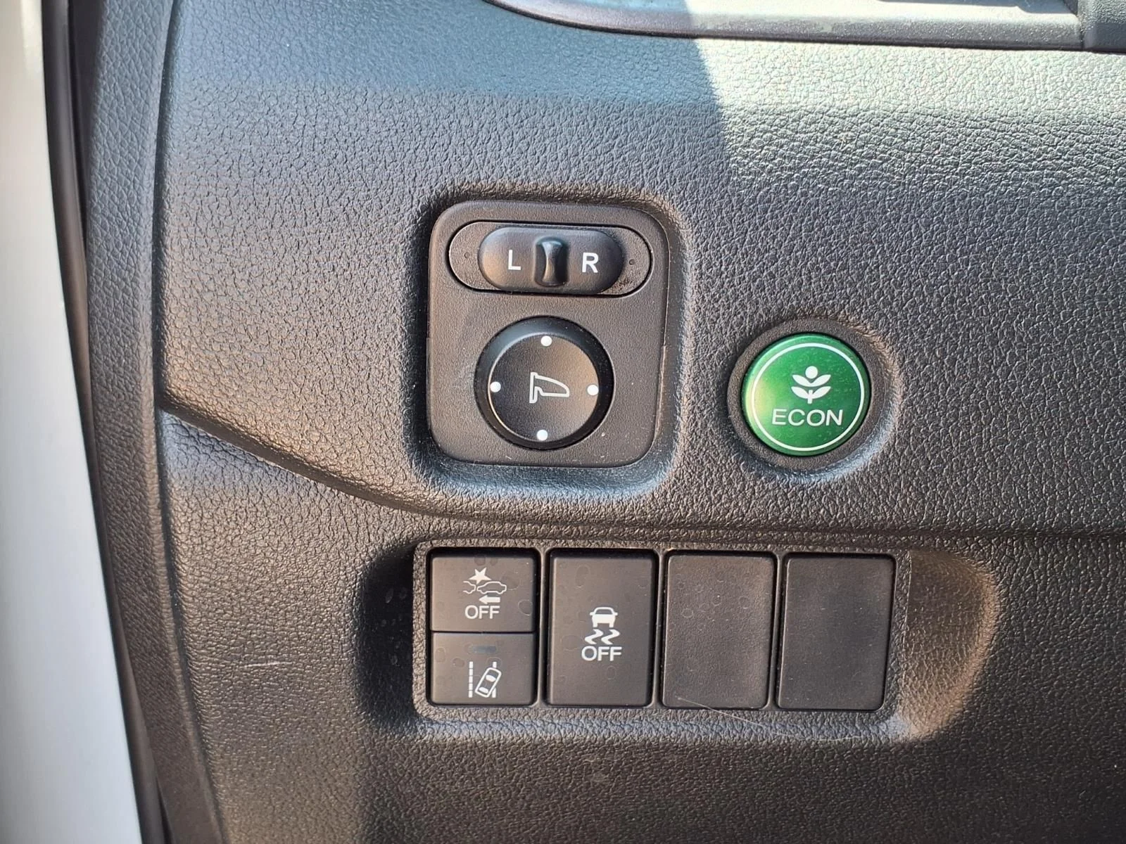 Used 2020 White Honda EX-L image 21