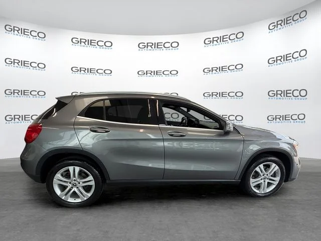 Used 2018 Gray Mercedes-Benz GLA 250 image 8