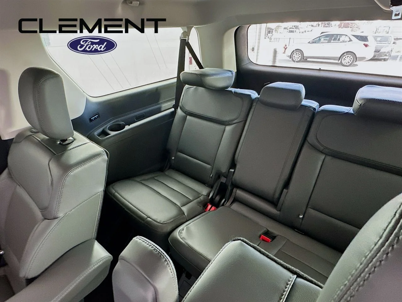 New 2026 Star White Metallic Tri-Coat Ford MAX Active image 29
