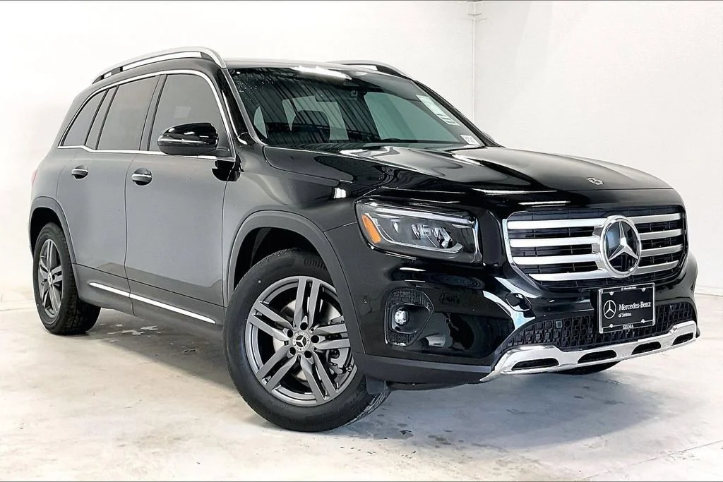 New 2026 Night Black Mercedes-Benz GLB 250 image 13