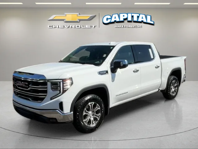 Used 2025 White GMC SLT image 1