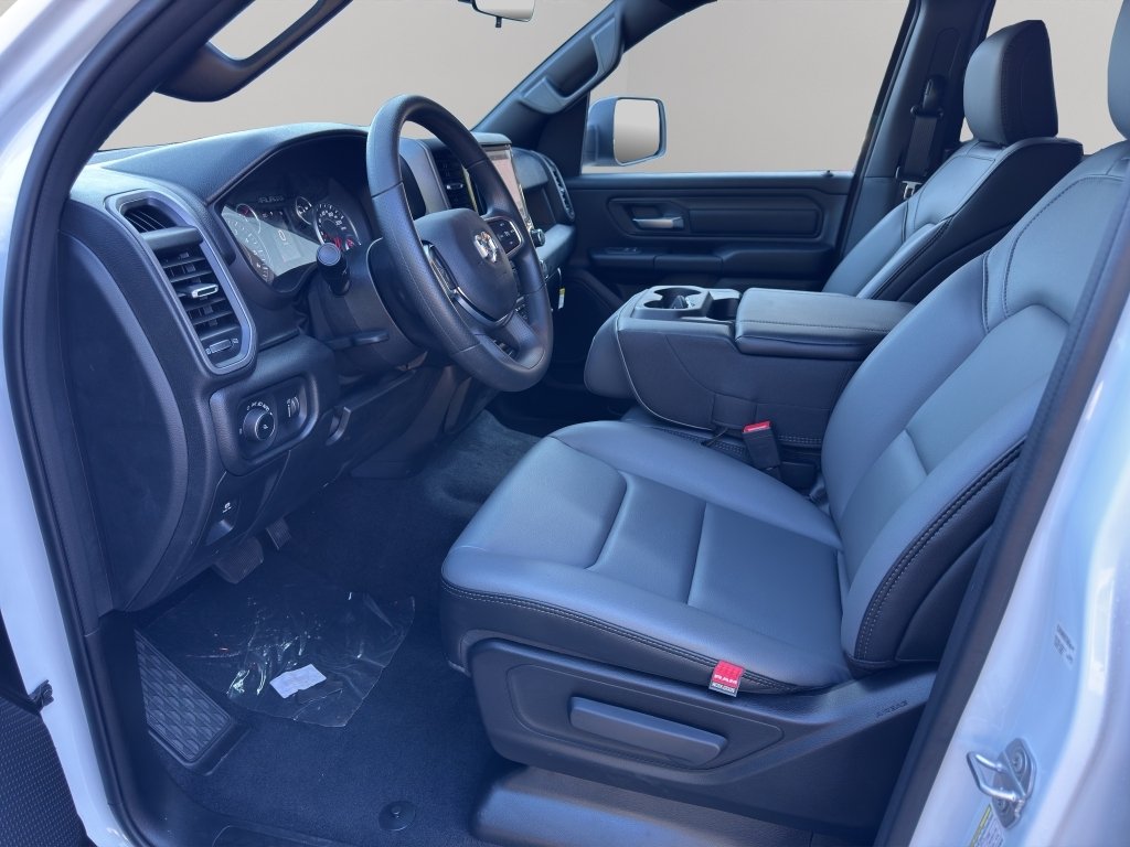 New 2026 Bright White Clearcoat RAM Tradesman image 4