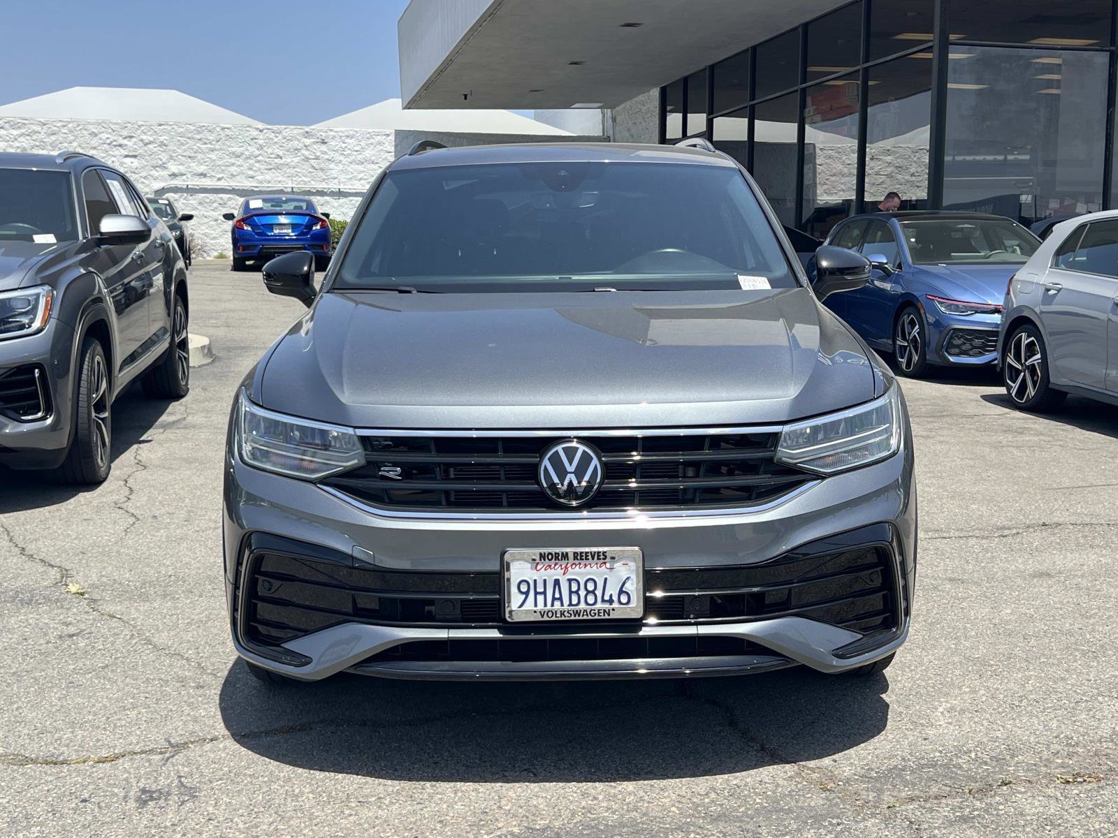 Certified Used 2023 Platinum Gray Metallic Volkswagen SE R-Line Black image 4