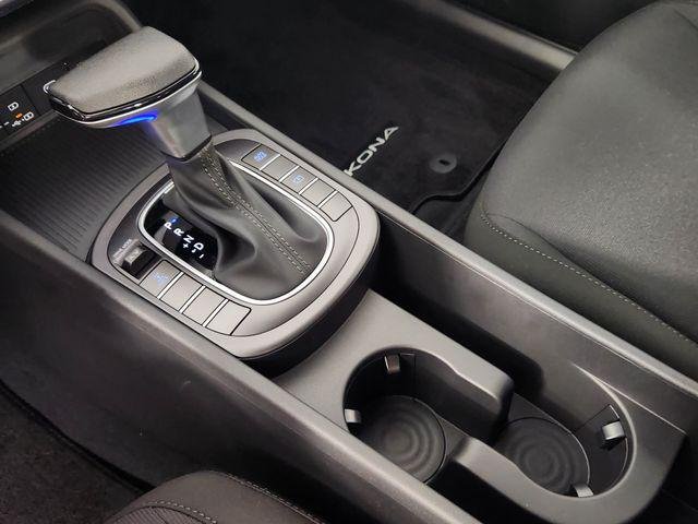 New 2027 Blue Hyundai SE AWD image 30