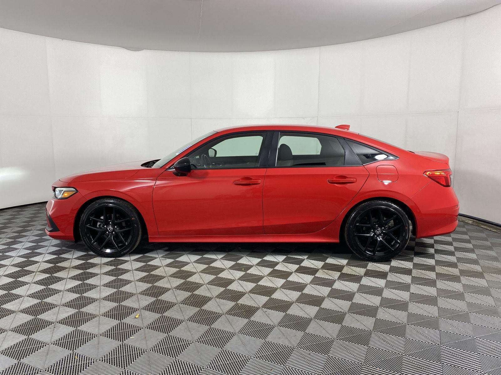 Used 2024 Rallye Red Honda Sport image 6