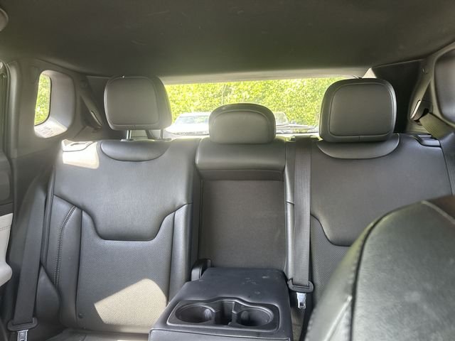 Used 2023 Gray Jeep Limited image 27