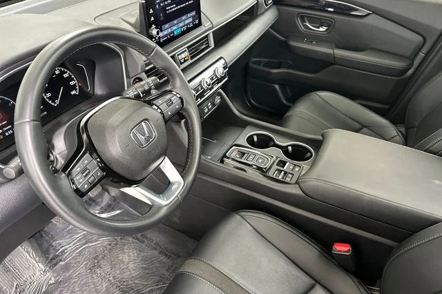 Used 2025 Black Honda Touring image 10