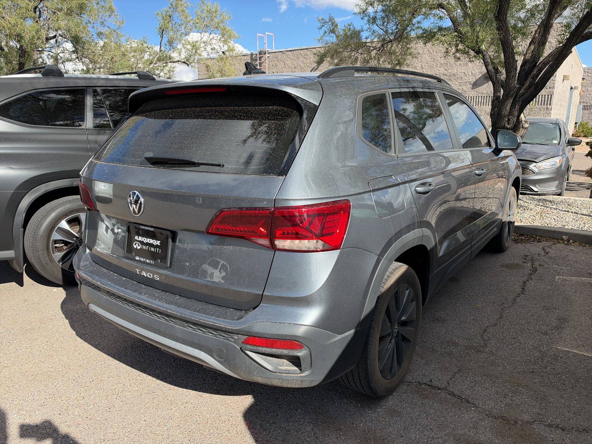 Used 2023 Platinum Gray Metallic Volkswagen S image 3