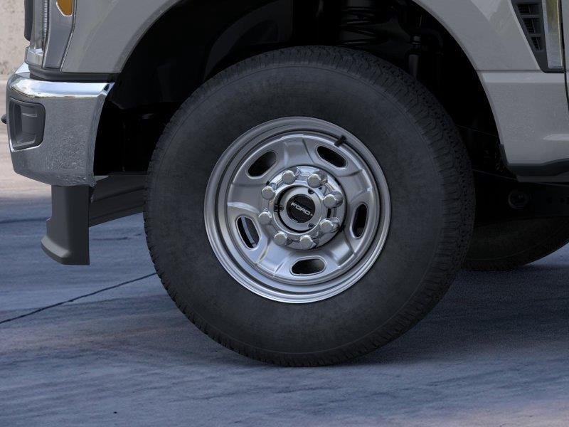 New 2026 Avalanche Gray Ford XL image 4