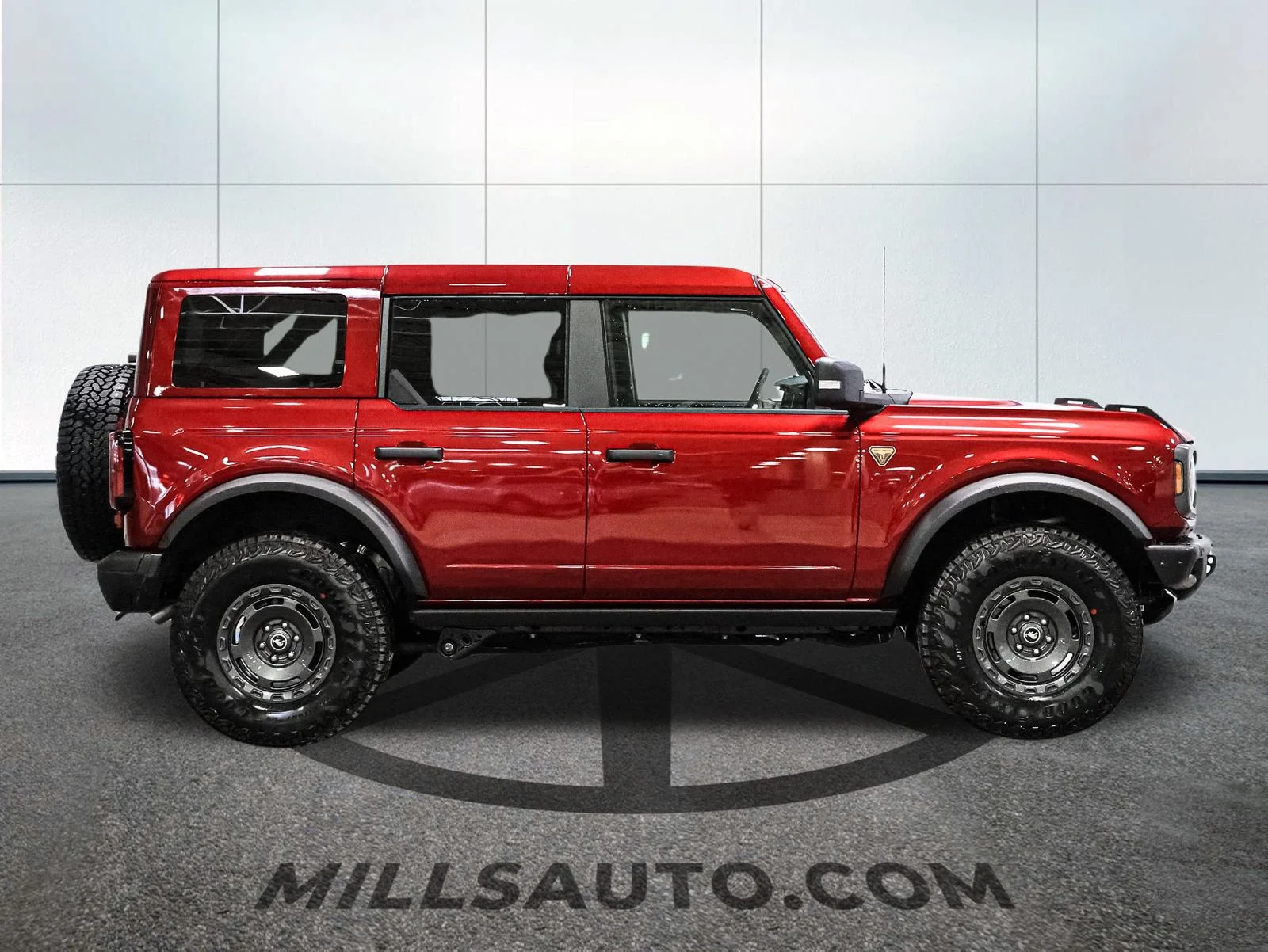 New 2025 Ruby Red Metallic Tinted Clearcoat Ford Badlands® image 9