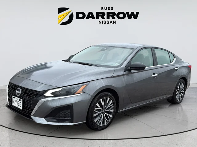 2025 Nissan Altima
