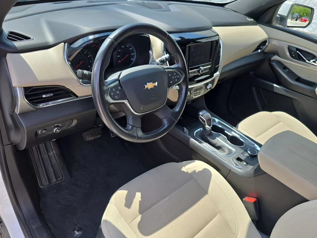 2022 Chevrolet Traverse 1LT - Photo 10