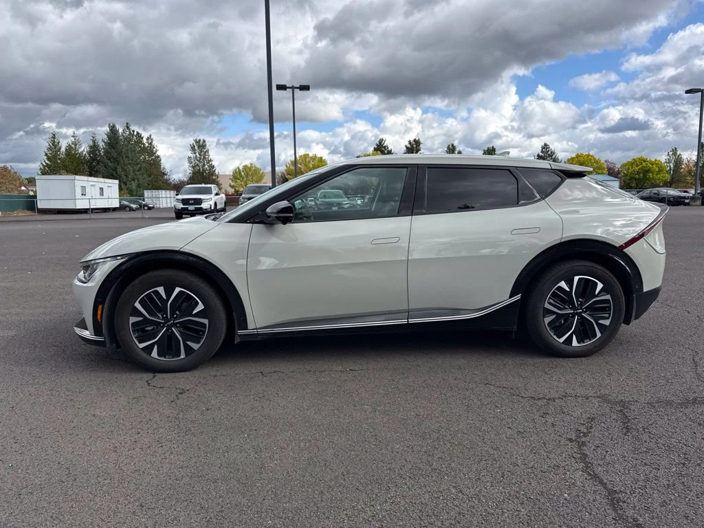 Used 2023 Glacier Kia Wind image 4